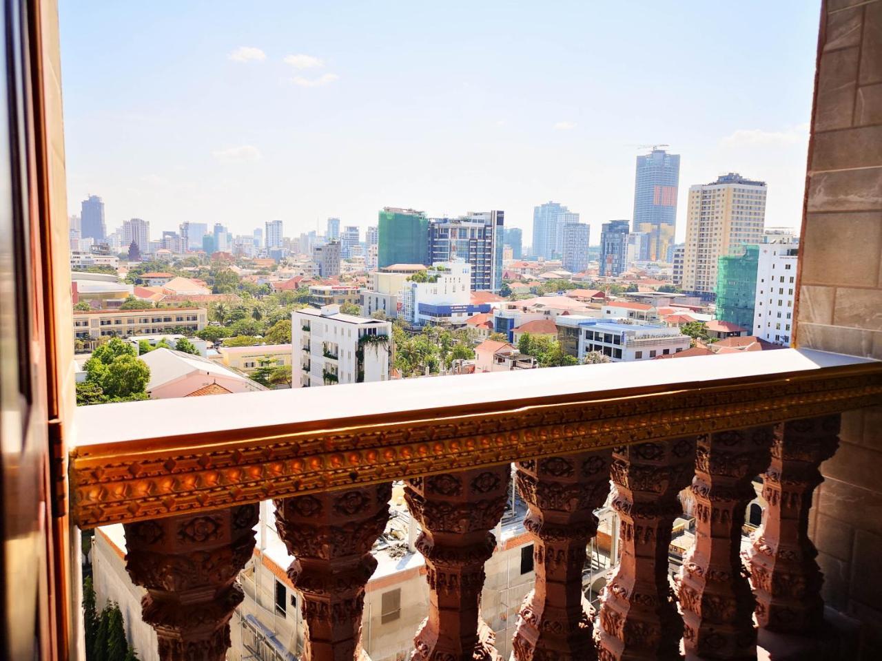 Okay Palace Hotel Phnom Penh Esterno foto