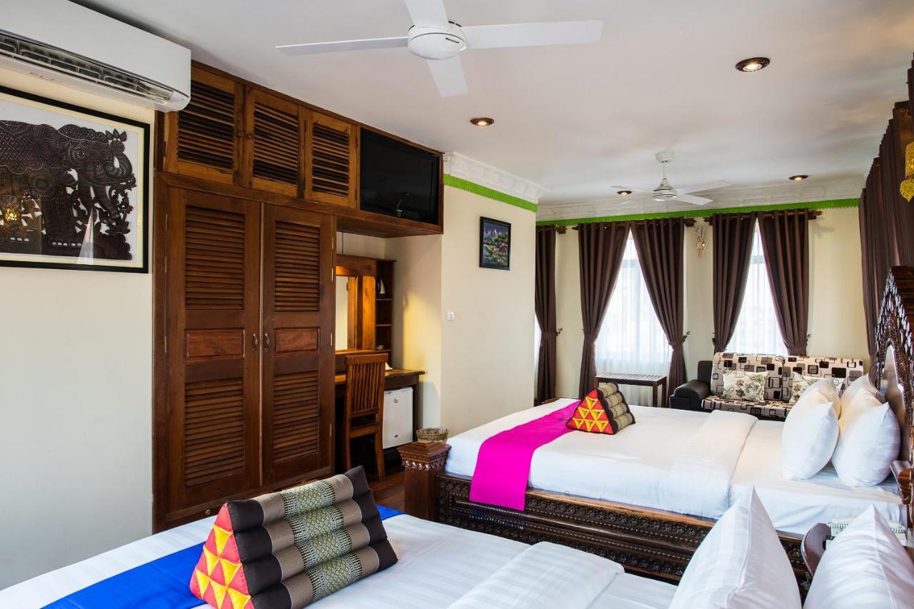 Okay Palace Hotel Phnom Penh Esterno foto