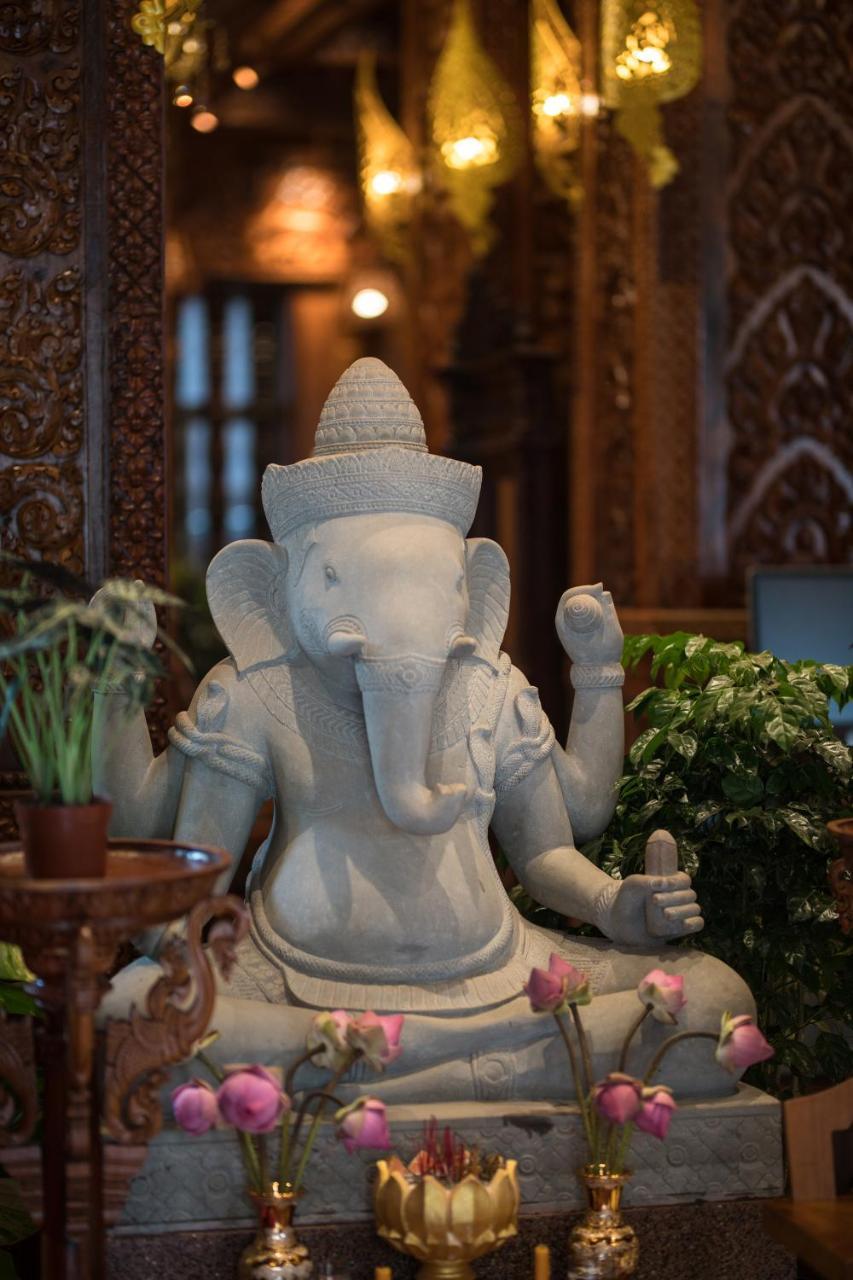 Okay Palace Hotel Phnom Penh Esterno foto